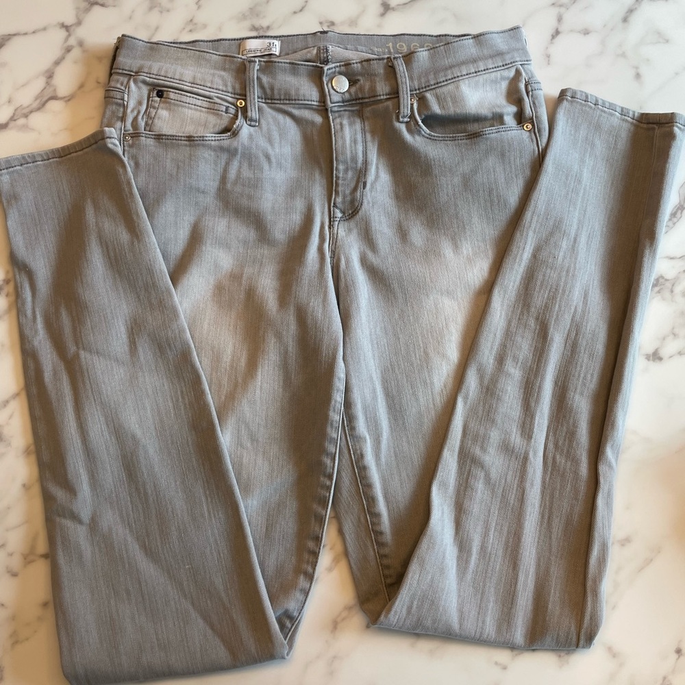 Gap legging jean light wash size 31T